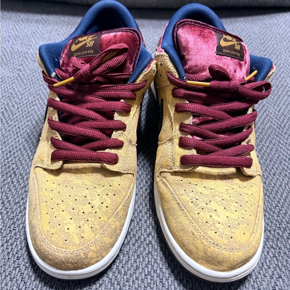 Nike SB Dunk Low Pro 'City of Cinema' sneaker - Picture 4 of 7